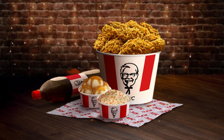 (Till 31 Aug 2022) KFC Singapore $5.70 for Zinger Stacker with drink or 2 twister