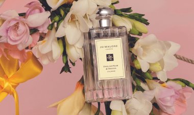 Jo Malone @ Lazada 11.11 sale free gifts body and hand wash drawstring bag ang Christmas decorative pompom