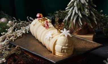 Koma Japanese Restaurant Christmas log cake is ready available till 28 Dec