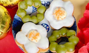 Dunkin CNY treat Matcha Mochimochi or Orange Blossom available