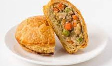 Polar Puff chicken pie @ $2.20 (UP $2.80) till 31 Mar