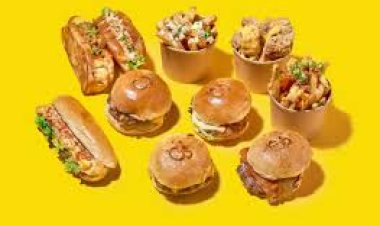 Burgs buy set meal and get 6 pieces nuggets FREE from 13 May- 21 May